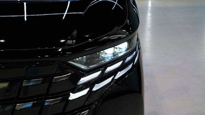 2026 Toyota Alphard Pilot seat Luxury image 4