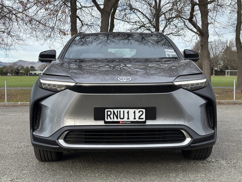 2026 Toyota bZ4X Motion 71Kwh/Ev/4Wd image 2