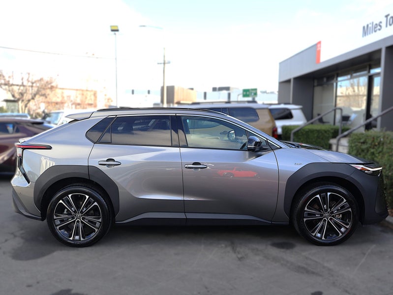 2026 Toyota bZ4X Motion BEV AWD image 5