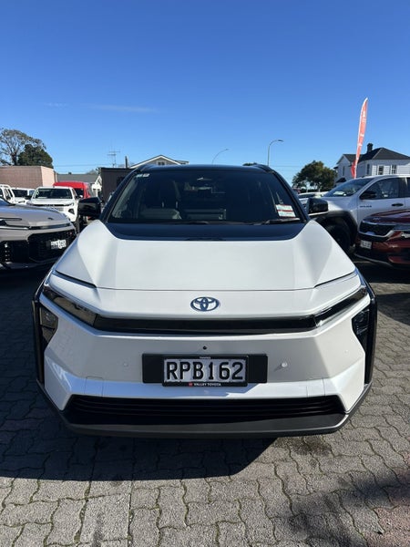 2026 Toyota bZ4X Motion BEV AWD SUV/5D/5S - image 2