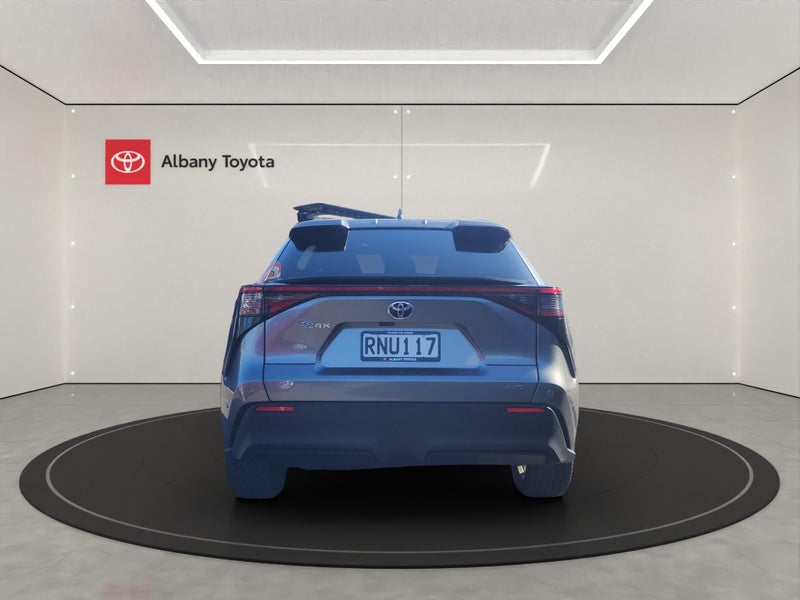 2026 Toyota bZ4X Motion BEV AWD SUV/5D/5S (YEAM... image 4
