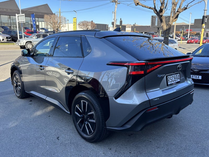 2026 Toyota bZ4X Pure 75Kwh/Ev/Fd image 4