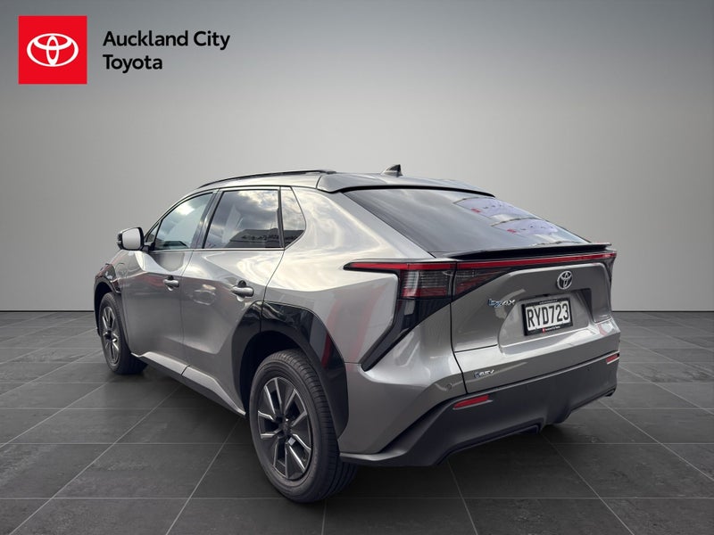 2026 Toyota bZ4X Pure 75Kwh/Ev/Fd image 5