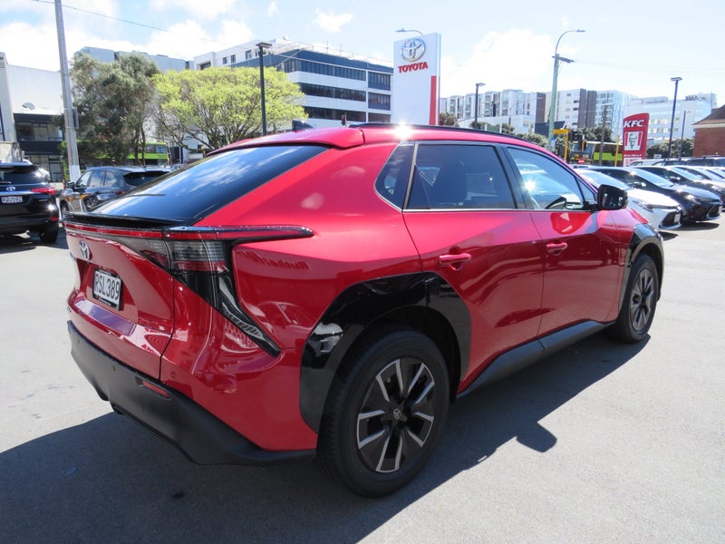 2026 Toyota bZ4X Pure BEV FWD SUV image 3