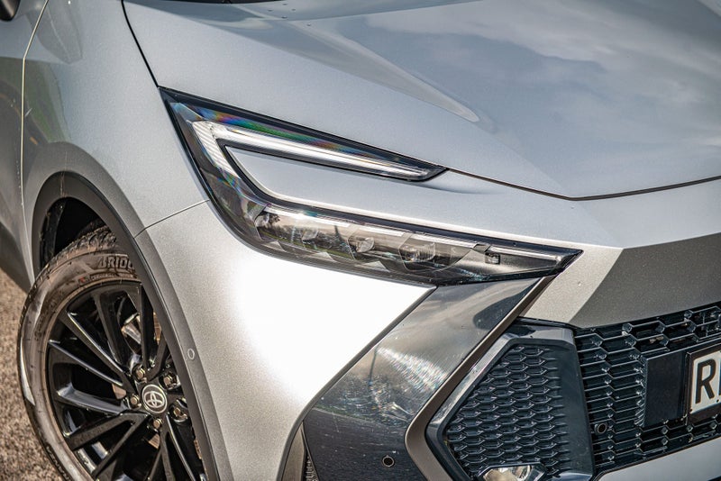 2026 Toyota C-HR GR Sport 2.0P HEV image 2