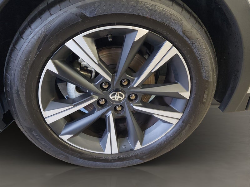 2026 Toyota C-HR GXL 1.8P HEV CVT FWD SUV/5D/5S... image 5
