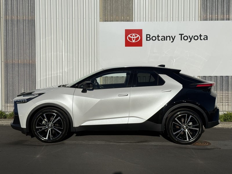 2026 Toyota C-HR Limited 1.8P HEV CVT FWD SUV/5... image 4