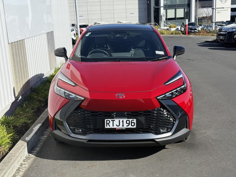 2026 Toyota C-HR Limited 1.8P HEV CVT FWD SUV/5... image 3