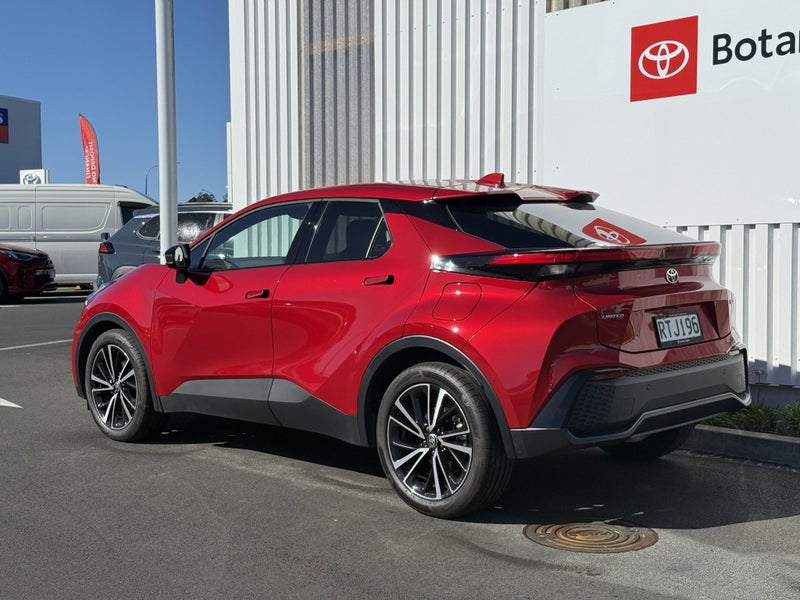 2026 Toyota C-HR Limited 1.8P HEV CVT FWD SUV/5... image 5