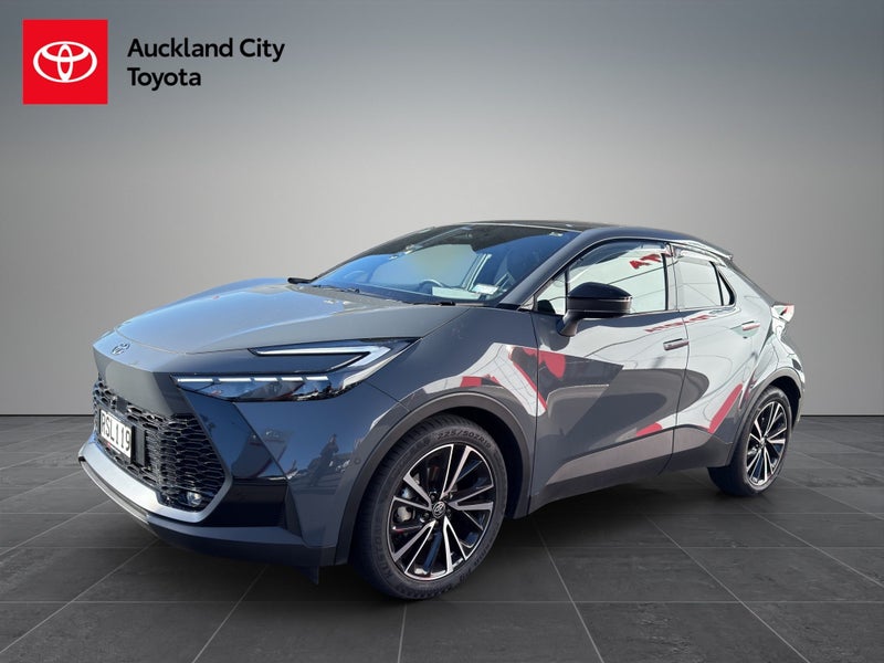2026 Toyota C-HR Limited 1.8Ph/Hd image 3