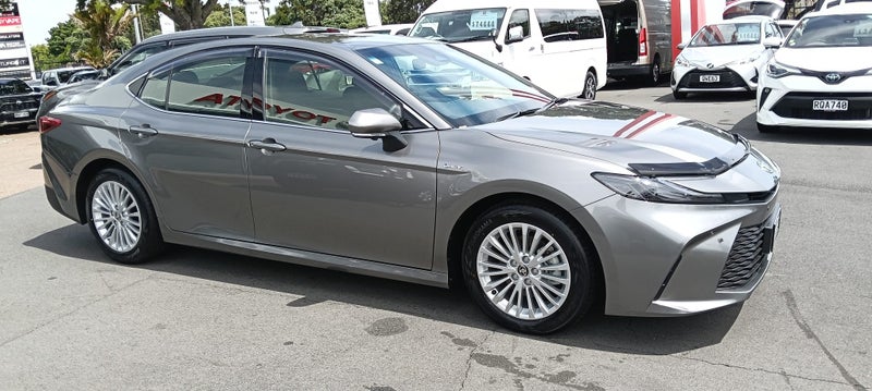 2026 Toyota Camry GX 2.5P HEV ECVT FWD SD/4D/5S image 2