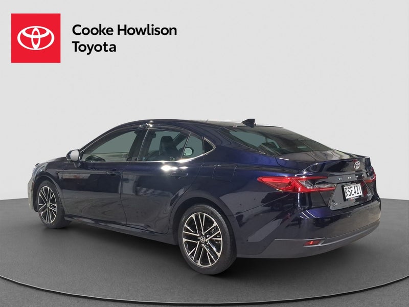 2026 Toyota Camry ZR 2.5L Hybrid image 5