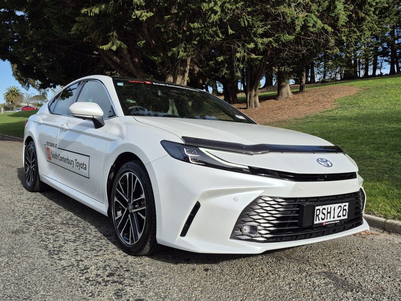 2026 Toyota Camry ZR 2.5P HEV ECVT FWD SD/4D/5S image 3