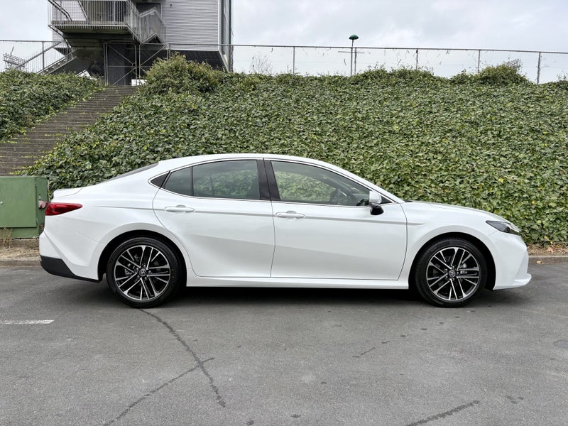2026 Toyota Camry ZR 2.5P HEV ECVT FWD SD/4D/5S image 5