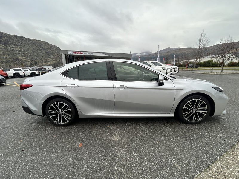 2026 Toyota Camry ZR image 2