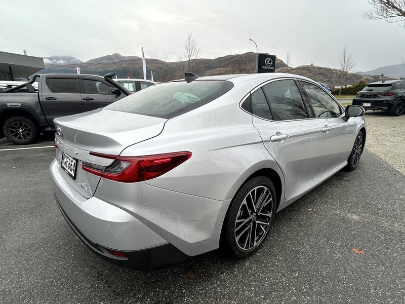 2026 Toyota Camry ZR image 3