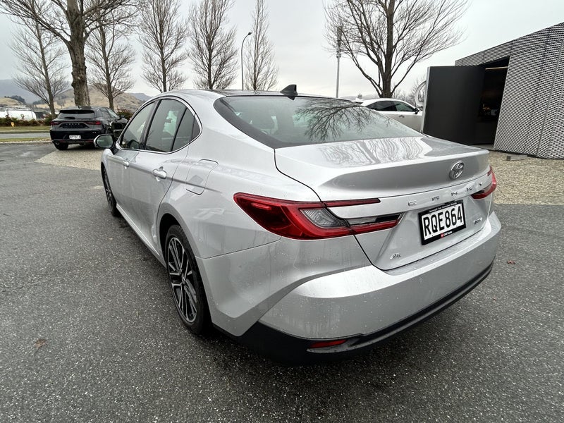 2026 Toyota Camry ZR image 5