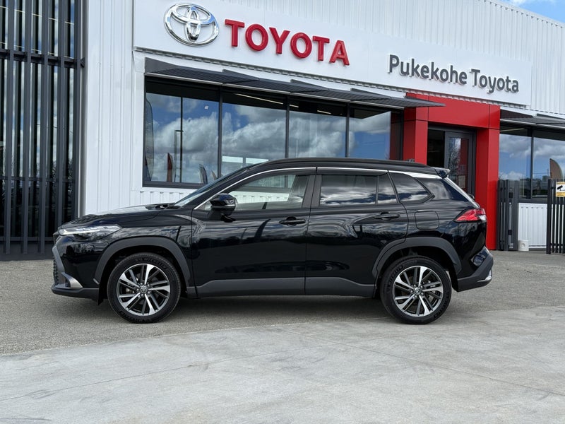 2026 Toyota Corolla Cross 1.8 Hybrid Z 2WD SUV... image 5