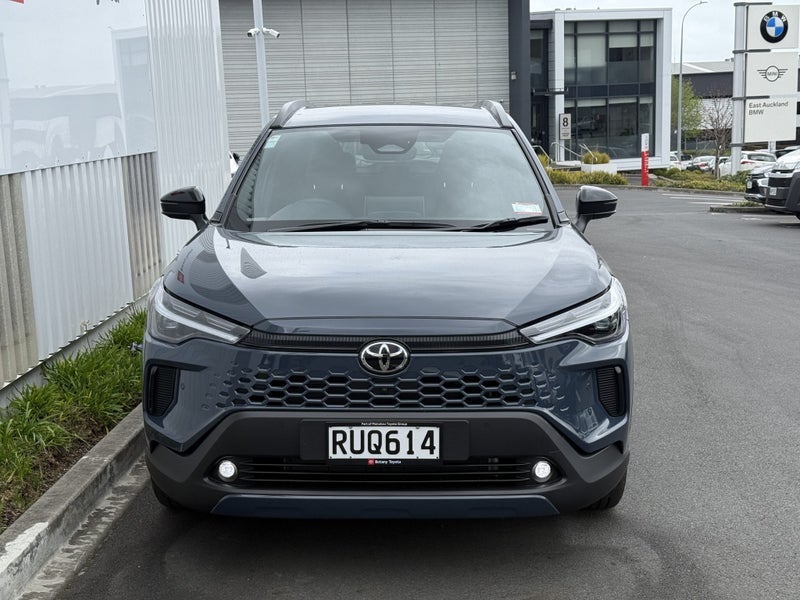 2026 Toyota Corolla Cross Cross GXL 2.0P HEV EC... image 3