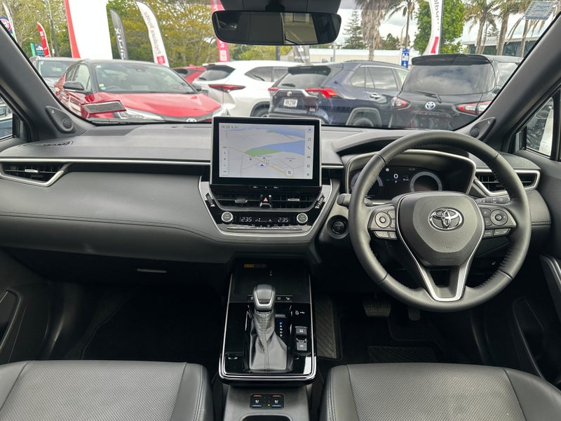 2026 Toyota Corolla Cross Cross Limited 2.0P HE... image 5