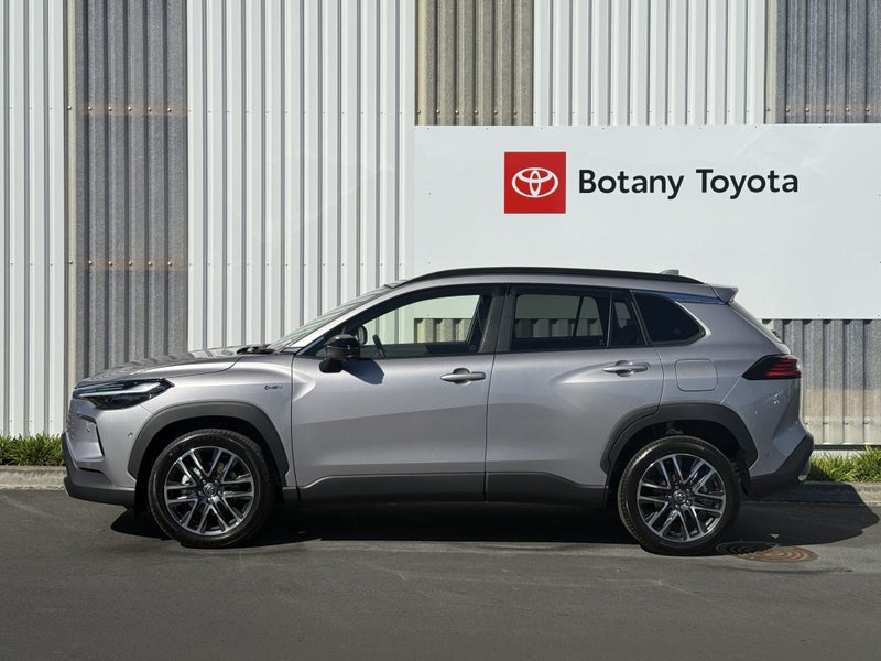 2026 Toyota Corolla Cross Cross Limited 2.0P HE... image 4