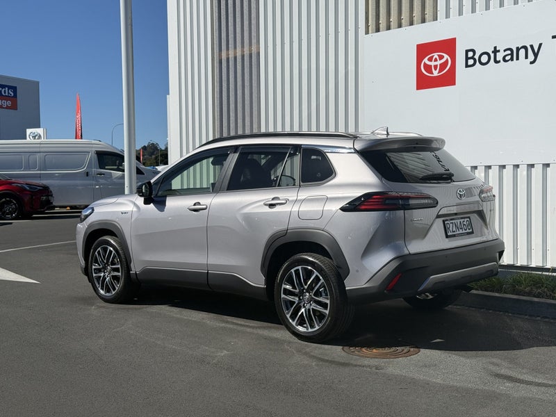 2026 Toyota Corolla Cross Cross Limited 2.0P HE... image 5