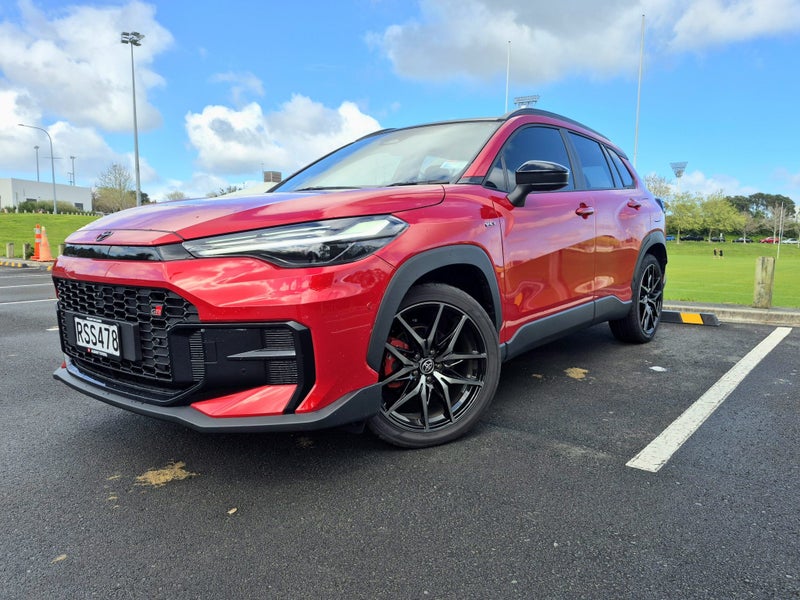 2026 Toyota Corolla Cross GR Sport 2.0P HEV AWD image 4