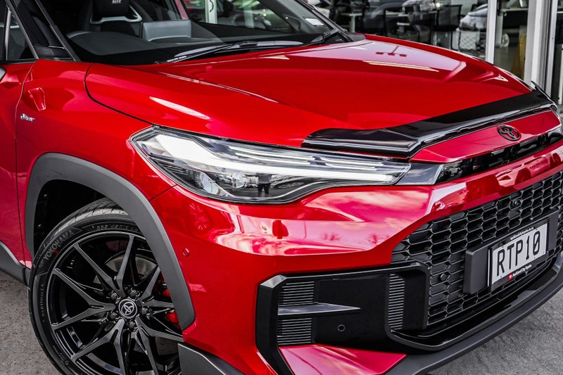 2026 Toyota Corolla Cross GR Sport 2.0P HEV ECV... image 3