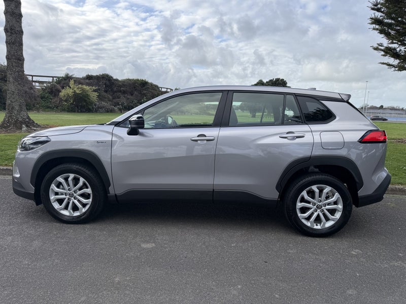2026 Toyota Corolla Cross GX 2.0P Hybrid FWD Au... image 2