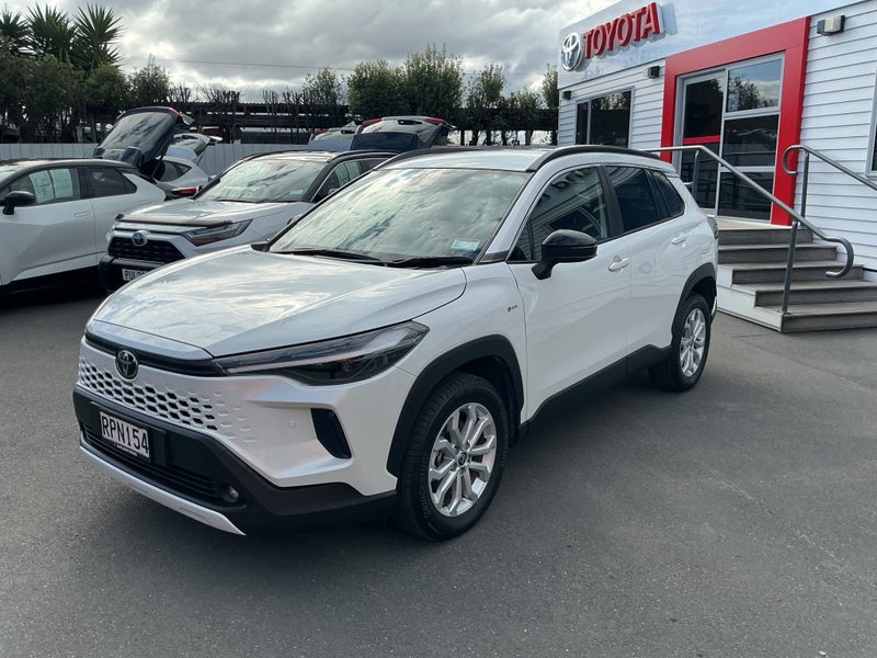 2026 Toyota Corolla Cross GXL 2.0P HEV ECVT FWD... image 3