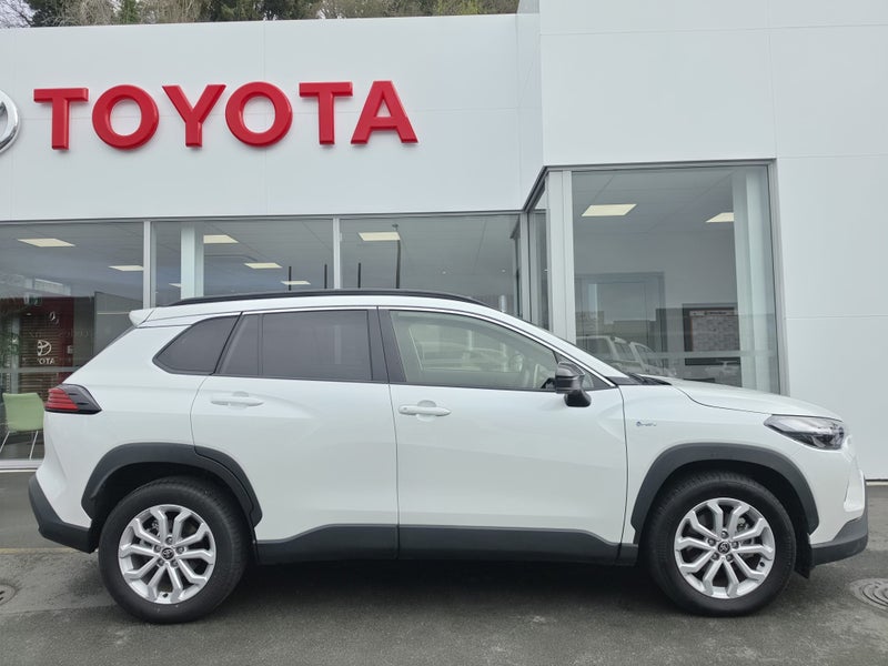 2026 Toyota Corolla Cross GXL 2.0P HEV ECVT FWD... image 2