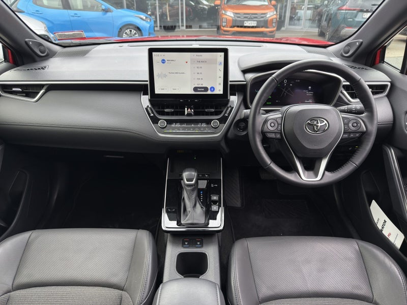 2026 Toyota Corolla Cross Limited 2.0P HEV ECVT... image 2