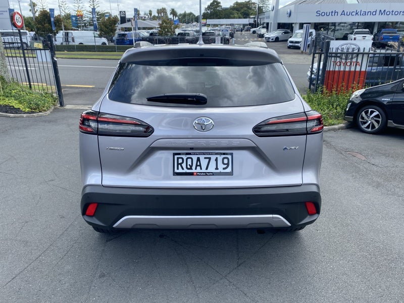 2026 Toyota Corolla Cross Limited 2.0P HEV ECVT... image 3