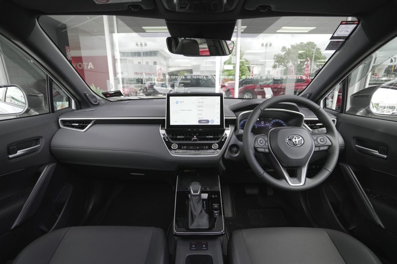 2026 Toyota Corolla Cross Limited 2.0P HEV ECVT... image 2