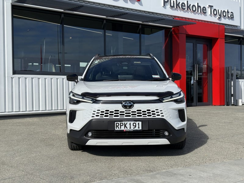 2026 Toyota Corolla Cross Limited 2.0P HEV ECVT... image 2