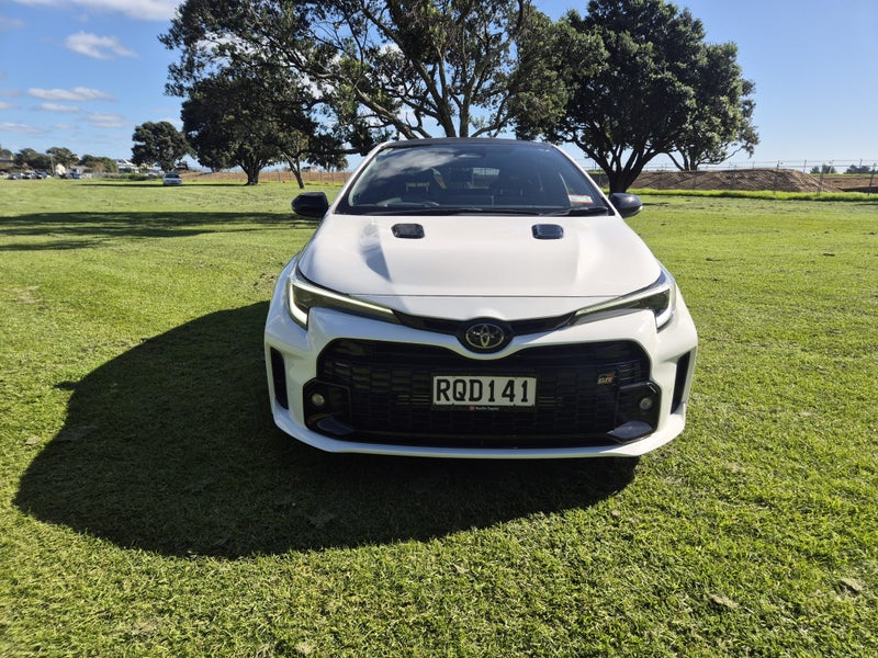 2026 Toyota Corolla GR 1.6PT 6MT AWD image 2