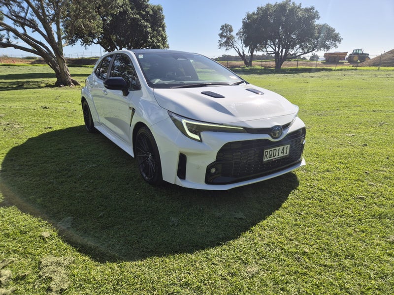 2026 Toyota Corolla GR 1.6PT 6MT AWD image 3