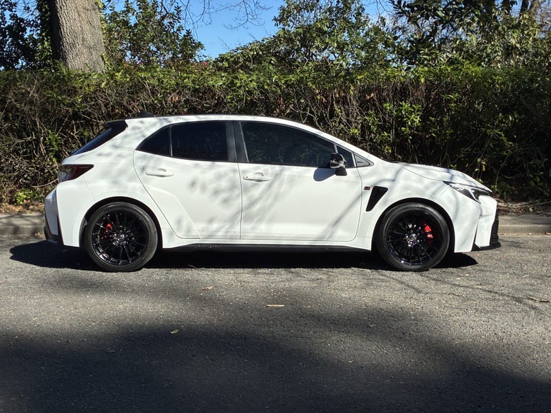 2026 Toyota Corolla GR 1.6PT 6MT AWD HATCH image 2