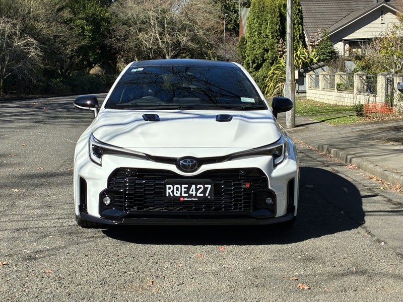 2026 Toyota Corolla GR 1.6PT 6MT AWD HATCH image 3