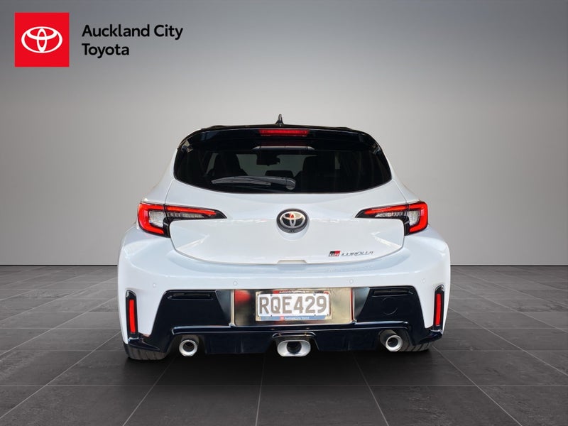 2026 Toyota Corolla GR 1.6PT 6MT AWD HB/5D/5S image 4