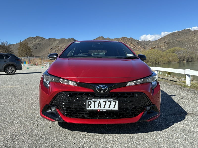 2026 Toyota Corolla SX 1.8 Auto hybrid image 2