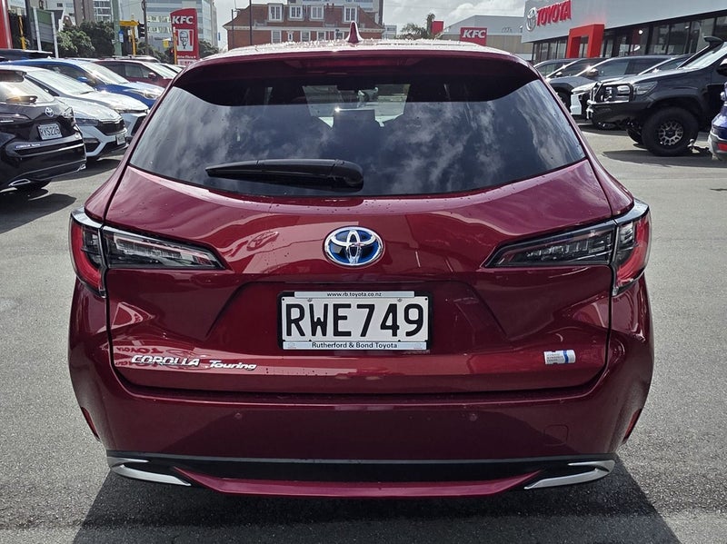 2026 Toyota Corolla Touring Hybrid image 5