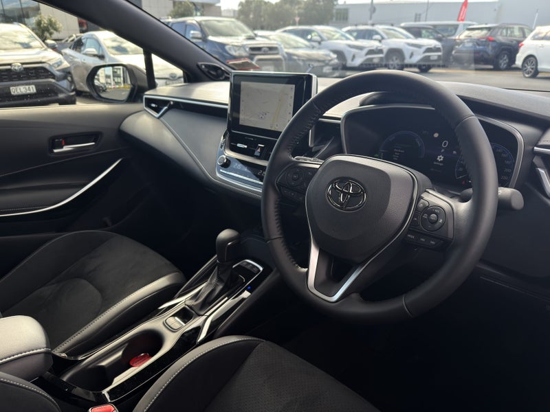 2026 Toyota Corolla ZR 1.8P HEV CVT FWD HB/5D/5S image 2