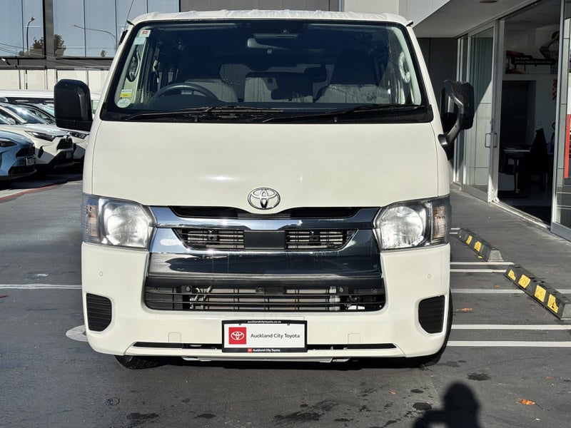 2026 Toyota Hiace 2.0 PETROL LONG WHEEL BASE image 4