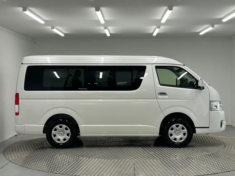 2026 Toyota Hiace 2.7P GL 10 Seater 4WD image 2