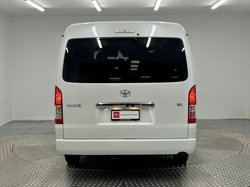 2026 Toyota Hiace 2.7P GL 10 Seater 4WD image 4