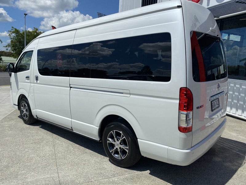 2026 Toyota Hiace 2.7P Grand Cabin 2WD 4 Dr Wag... image 3
