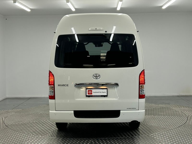 2026 Toyota Hiace 2.8 D DX GL Package 4WD image 4