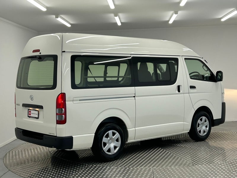 2026 Toyota Hiace 2.8D Hi-Roof image 3