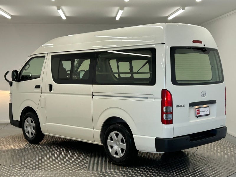 2026 Toyota Hiace 2.8D Hi-Roof image 5